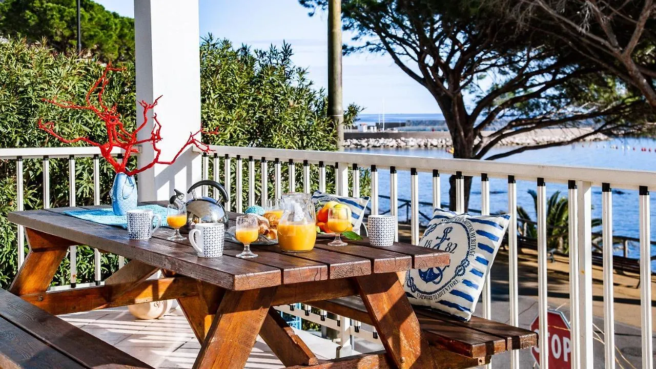 Terrazza Lungomare, E Sei In Spiaggia... Cala Gonone Italy