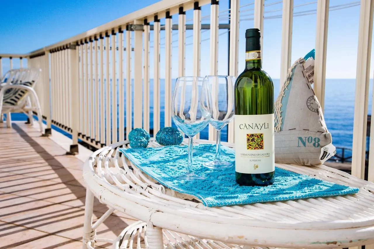 Terrazza Lungomare, E Sei In Spiaggia... Cala Gonone Apartment